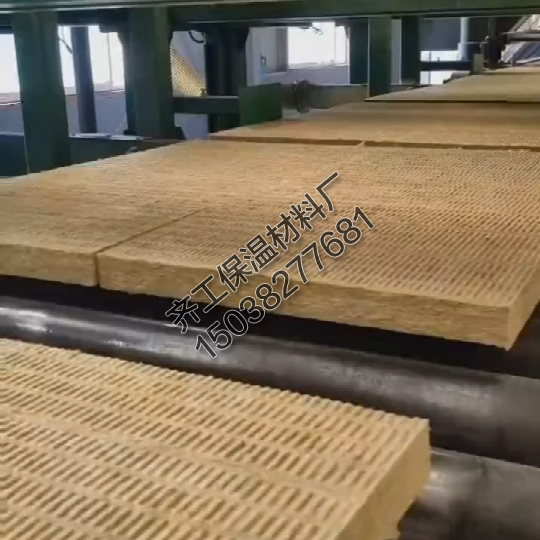 巖棉板的老化期限是多久？